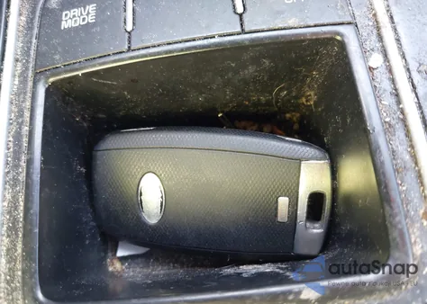 2017 Kia Sorento 3.3L Ex from USA, damaged, VIN 5XYPH4A58HG250083